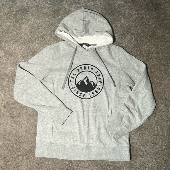 The North Face Mountain Logo Performance Hoodie Kangaroo Pocket Gray Medium - Picture 1 of 6